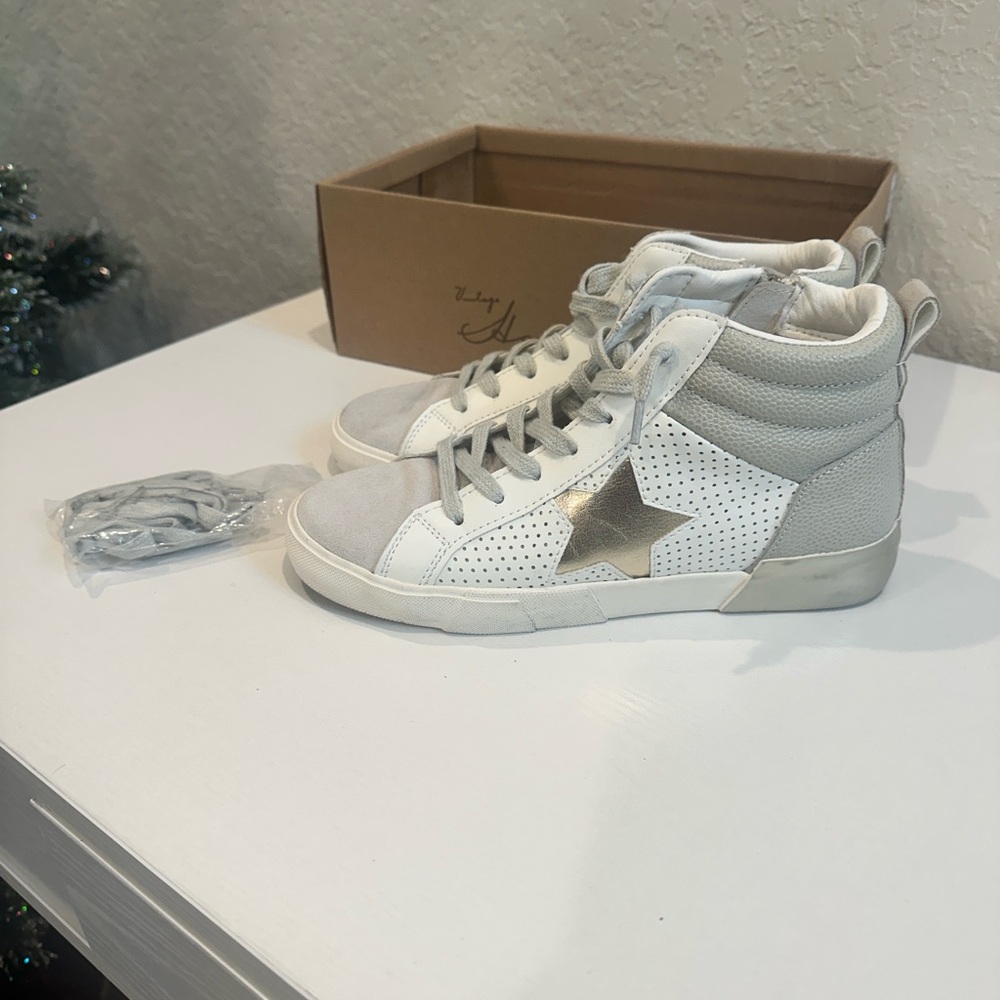 Vintage Havana White and Silver and Gold High-Top Sneakers